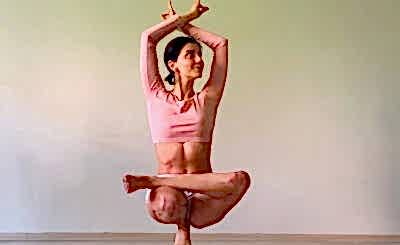 Tuğçe İnam ile İleri Seviye Yoga Sekanslama Eğitimi